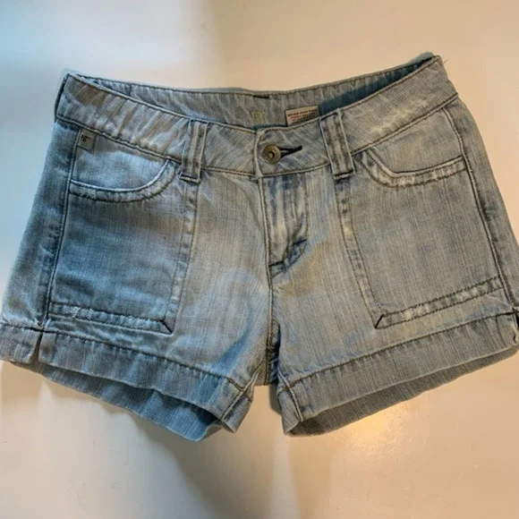 BU Malibu & IT Junior Denim Jean Shorts Size 1/2 - Picture 9 of 14